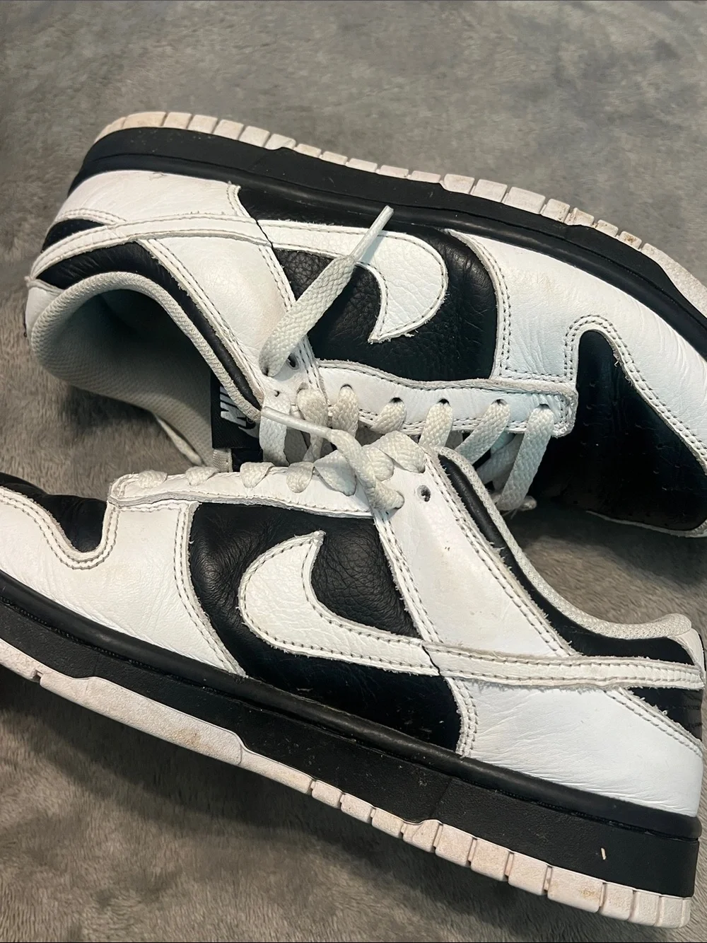 Nike Black & White Low-Top Reverse Panda Sneakers